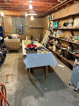 Game Room, Interior, Wooden Walls