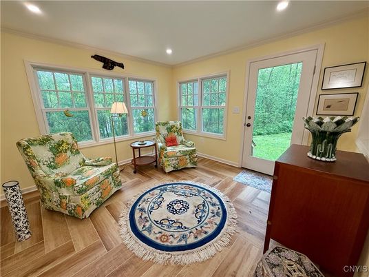 Interior, Recessed Lighting, Wood Texture Flooring