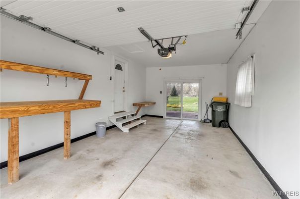 Garage, Interior