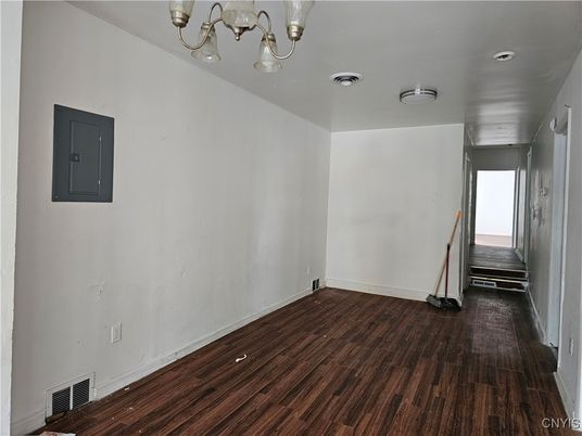Empty room, Interior, Recessed Lighting, Wood Texture Flooring