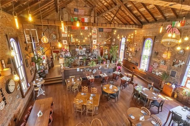 Dining room, Interior, Pendant Lights, Stone Walls, Wooden Beams, Wooden Ceilings, Wood Texture Flooring