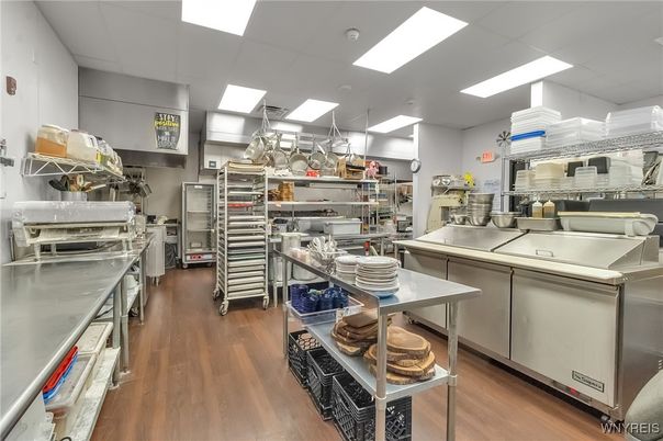 Interior, Recessed Lighting, Walk-in Closets, Wood Texture Flooring