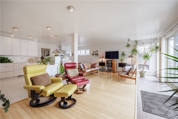 Interior, Living room, Recessed Lighting, Wood Texture Flooring