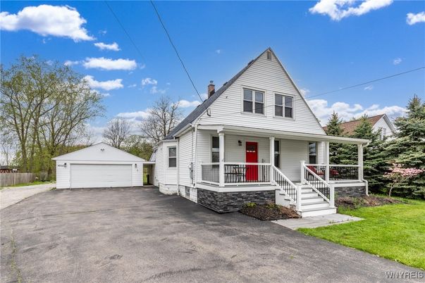 Detached Garage, Exterior, Facade, Farmhouse