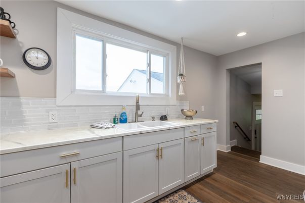 Interior, Kitchen, Pendant Lights, Recessed Lighting, Wood Texture Flooring