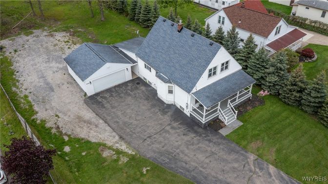 Exterior, Drone