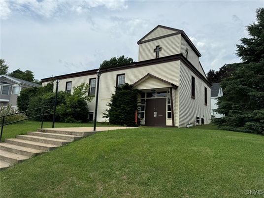 Backyard, Exterior, Facade, Farmhouse