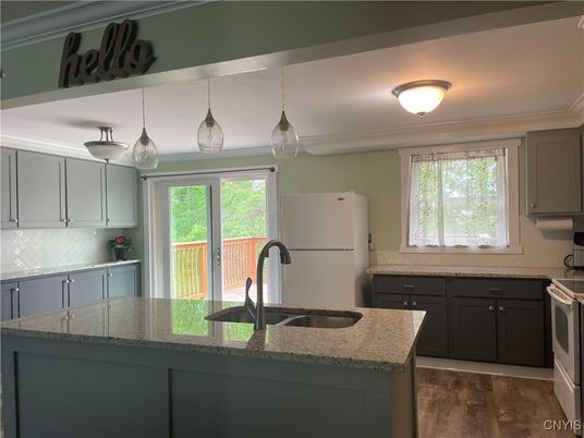Interior, Kitchen, Pendant Lights, Wood Texture Flooring