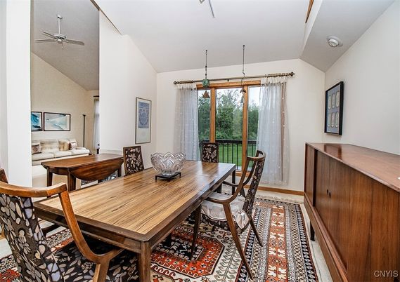 Dining room, Interior