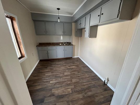 Interior, Kitchen, Pendant Lights, Wood Texture Flooring