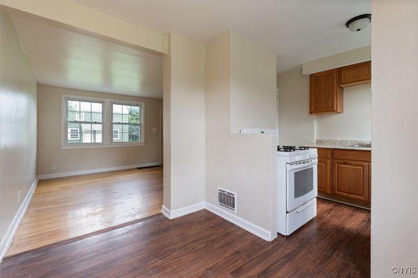 Empty room, Interior, Kitchen, Wood Texture Flooring