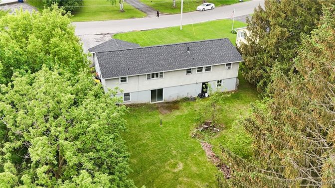 Exterior, Drone