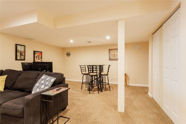 Dining room, Interior, Living room, Recessed Lighting