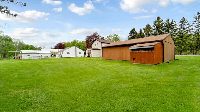 Backyard, Detached Garage, Exterior