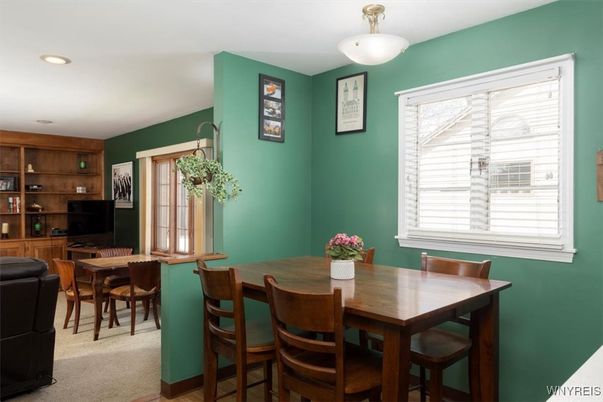 Dining room, Interior, Recessed Lighting