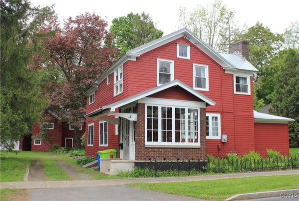 Exterior, Facade, Brick Facade, Queen Anne Victorian