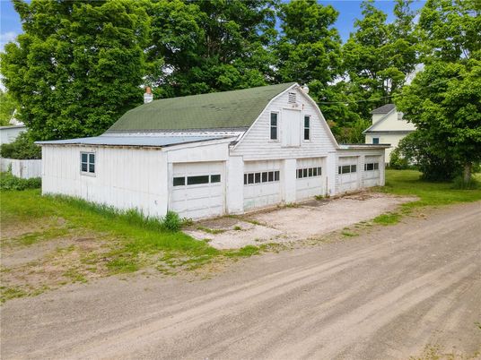 Backyard, Detached Garage, Exterior