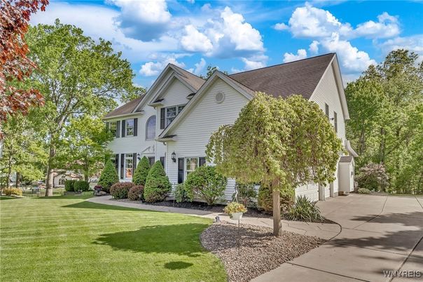 Backyard, Exterior, Facade, Farmhouse