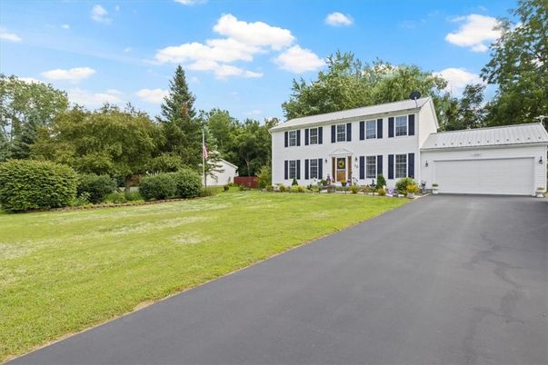 Attached, Backyard, Exterior, Facade, Georgian
