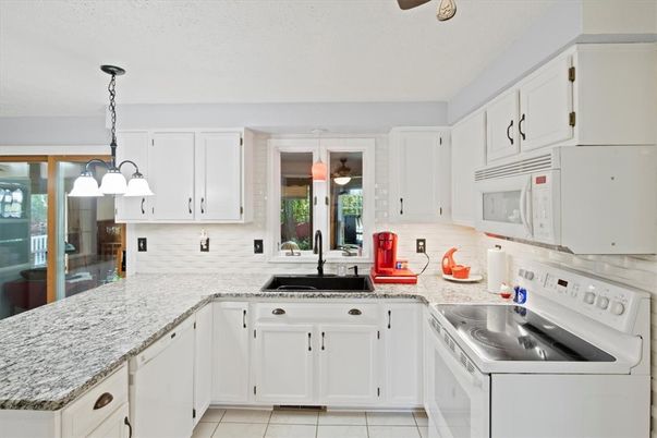 Interior, Kitchen, Pendant Lights