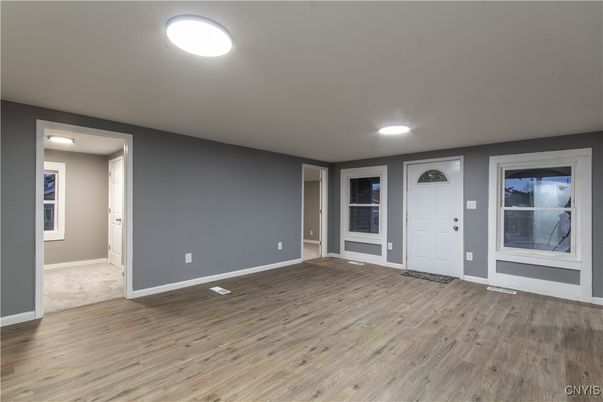 Empty room, Interior, Recessed Lighting, Wood Texture Flooring