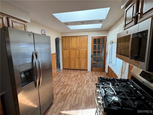Interior, Kitchen, Stainless Steel Appliances, Wood Texture Flooring