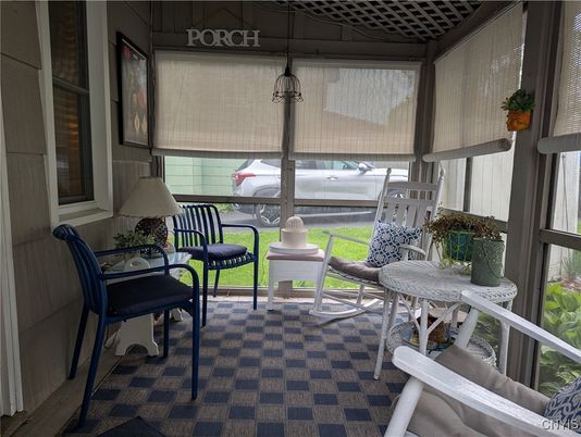 Interior, Sun Room, Water