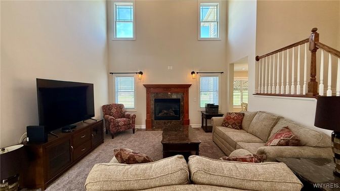 Fireplace, Interior, Living room