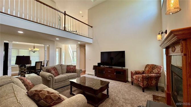 Chandelier, Dining room, Interior, Living room, Recessed Lighting