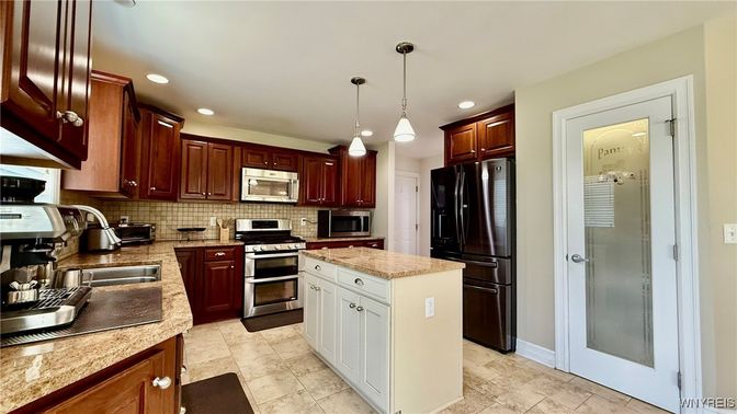 Interior, Kitchen, Pendant Lights, Recessed Lighting, Stainless Steel Appliances