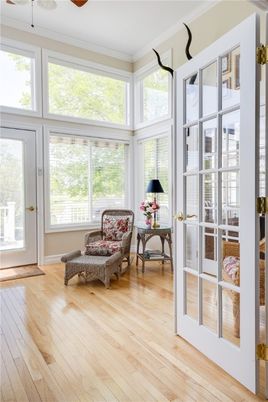Interior, Sun Room, Wood Texture Flooring