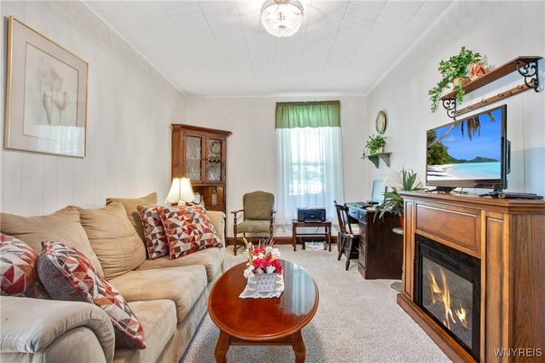 Fireplace, Interior, Living room