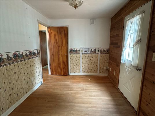 Empty room, Interior, Wood Texture Flooring, Wooden Walls