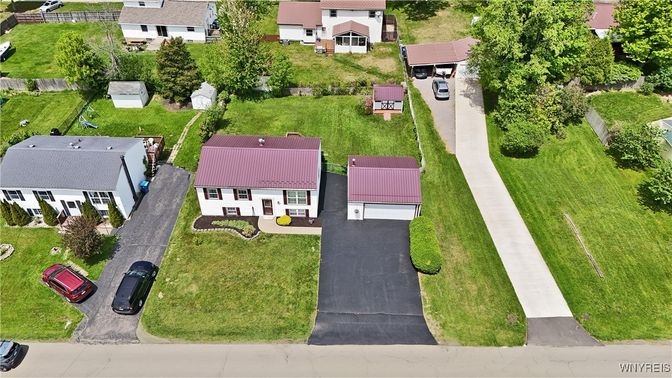 Exterior, Drone