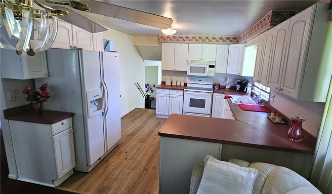 Interior, Kitchen, Wood Texture Flooring