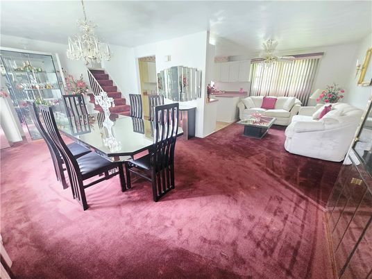 Chandelier, Dining room, Interior, Living room