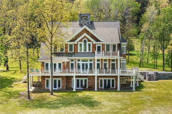 Backyard, Exterior, Facade, Queen Anne Victorian