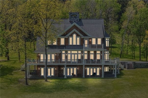 Backyard, Exterior, Facade, Log Home
