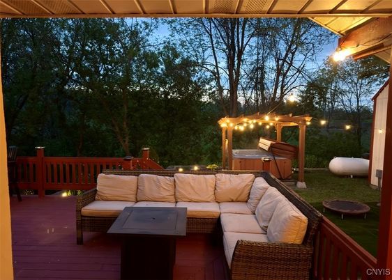 Exterior, Hot Tub