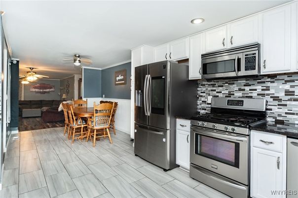 Dining room, Interior, Kitchen, Recessed Lighting, Wood Texture Flooring
