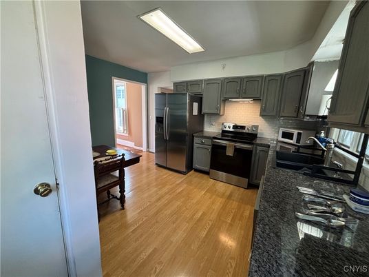 Dining room, Interior, Kitchen, Stainless Steel Appliances, Wood Texture Flooring