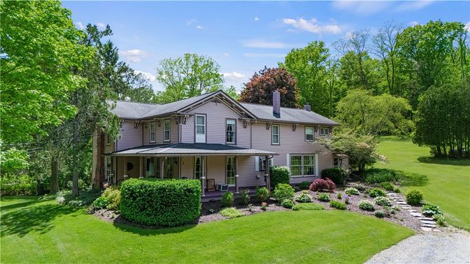 Backyard, Exterior, Facade, Farmhouse