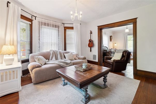 Chandelier, Interior, Living room, Pendant Lights, Wood Texture Flooring