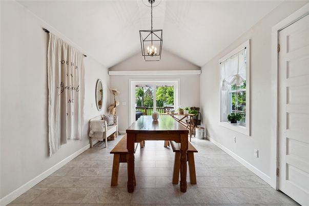 Dining room, Interior, Pendant Lights