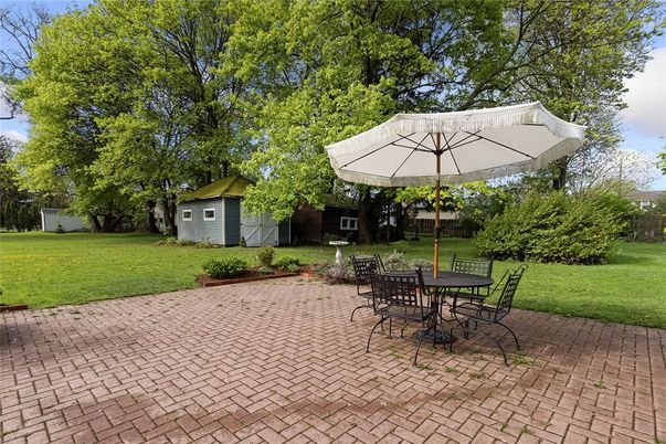 Backyard, Detached Garage, Exterior