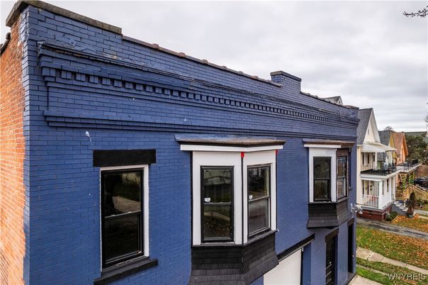 Exterior, Facade, Highrise