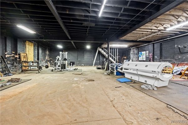Fitness Equipment, Interior, Recessed Lighting