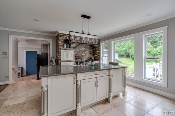Dining room, Interior, Kitchen, Pendant Lights, Recessed Lighting, Stone Walls