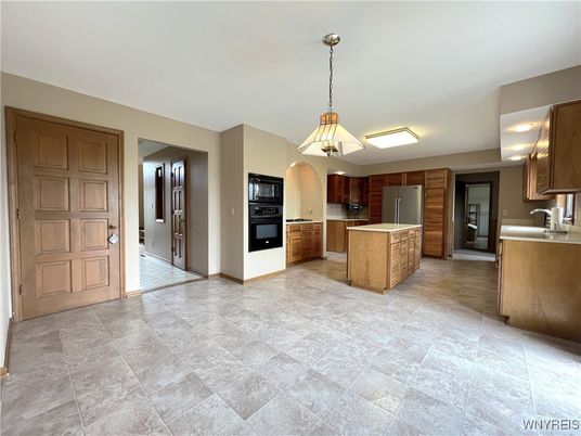 Interior, Kitchen, Pendant Lights, Stainless Steel Appliances