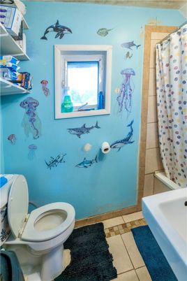 Bathroom, Interior